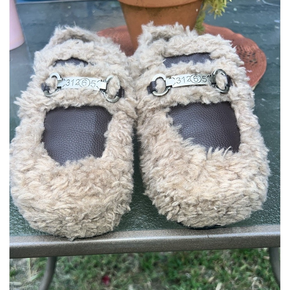 Shearling Mule Slipper camel cozy fuzzy faux shearling Silver tone Horse Bit 7.5